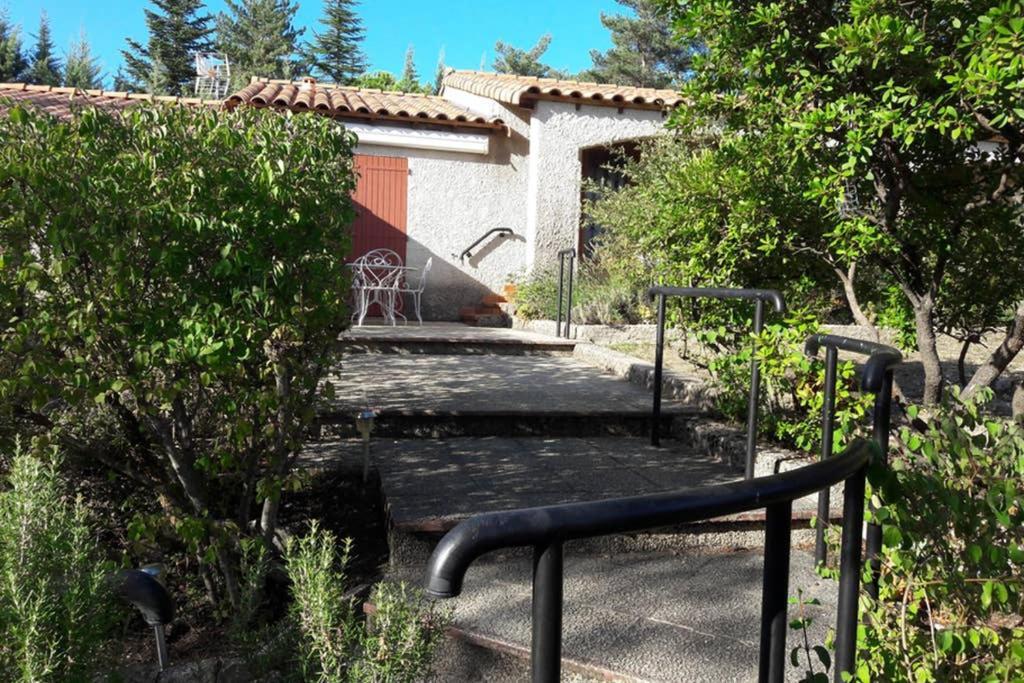 Villa La Lurette, Appartement Et Studio Saint-Etienne-les-Orgues Bagian luar foto