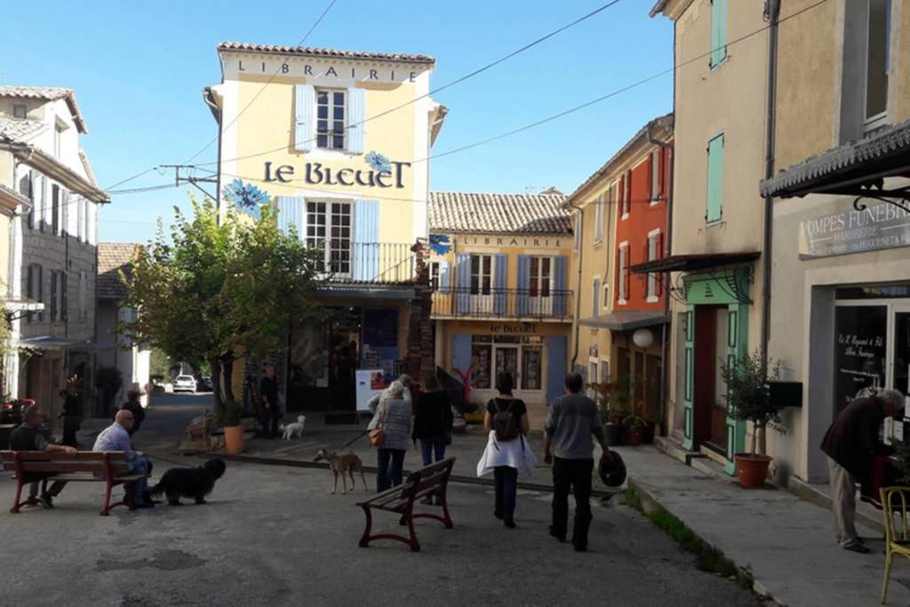 Villa La Lurette, Appartement Et Studio Saint-Etienne-les-Orgues Bagian luar foto